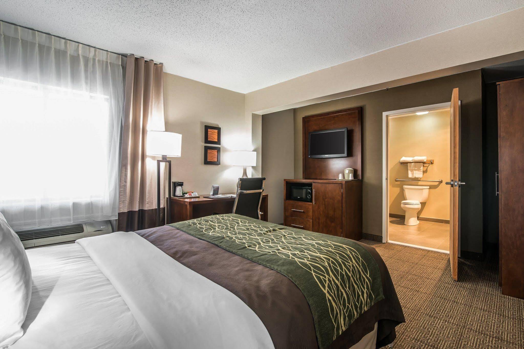 Comfort Inn Rutland - Killington Extérieur photo
